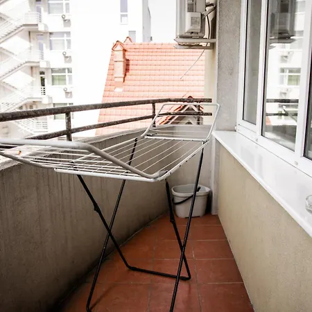 Like Center Apartment